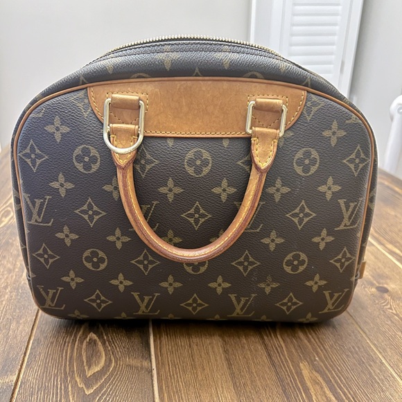 Louis Vuitton Vintage Monogram Canvas Trouville Satchel - Picture 4 of 12